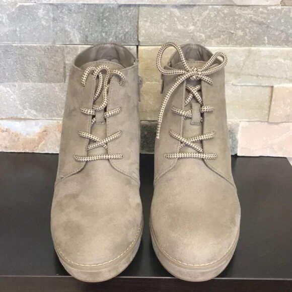 Carlos by Carlos Santana Wills Lace Up Wedge - Picture 7 of 8